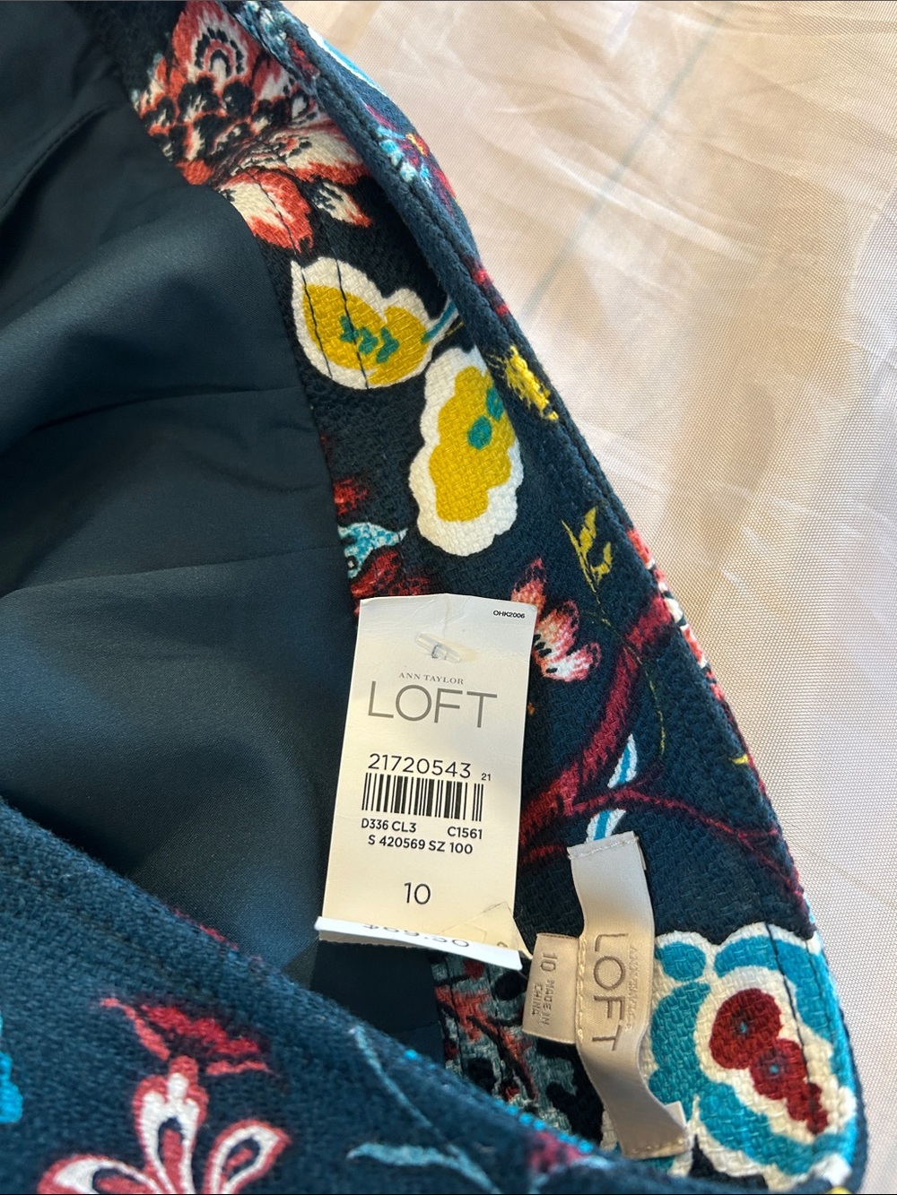 NWT LOFT Floral Pencil Skirt - Teal Multi - Picture 5 of 10